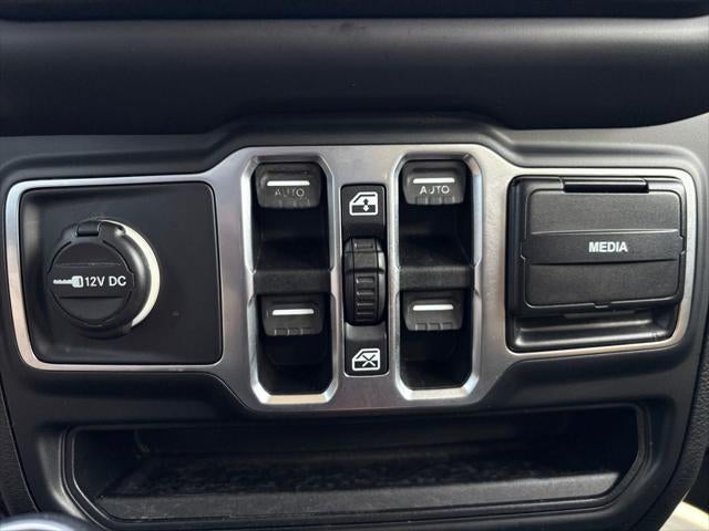 2018 Jeep Wrangler Unlimited Sahara 4x4