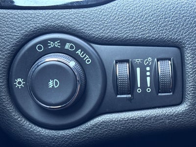 2023 Jeep Cherokee Altitude Lux 4x4