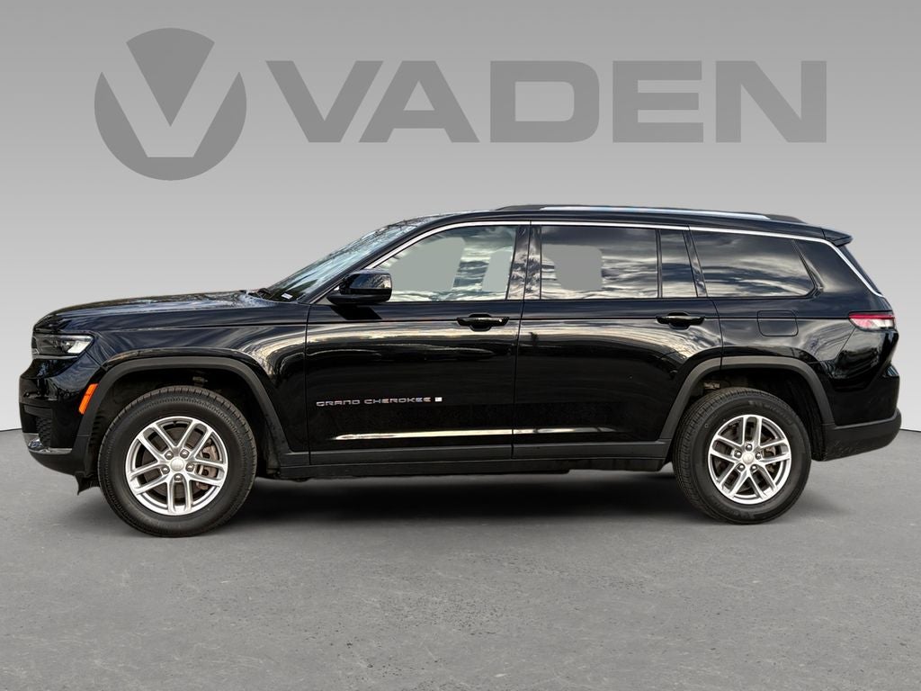 2023 Jeep Grand Cherokee L Laredo 4x2