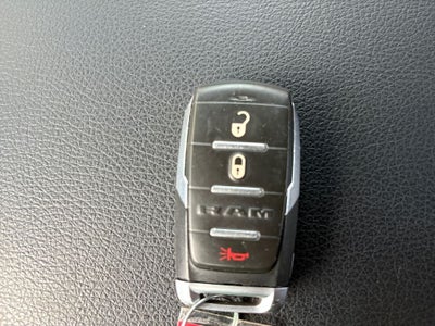 2022 RAM 1500 Big Horn Crew Cab 4x2 5'7' Box