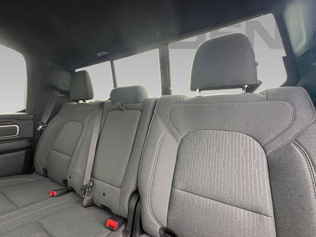 2022 RAM 1500 Big Horn Crew Cab 4x4 5'7' Box