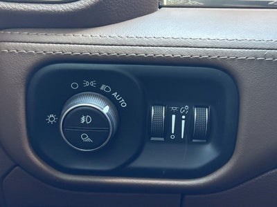2020 RAM Ram 1500 Laramie Longhorn Crew Cab 4x4 5'7' Box