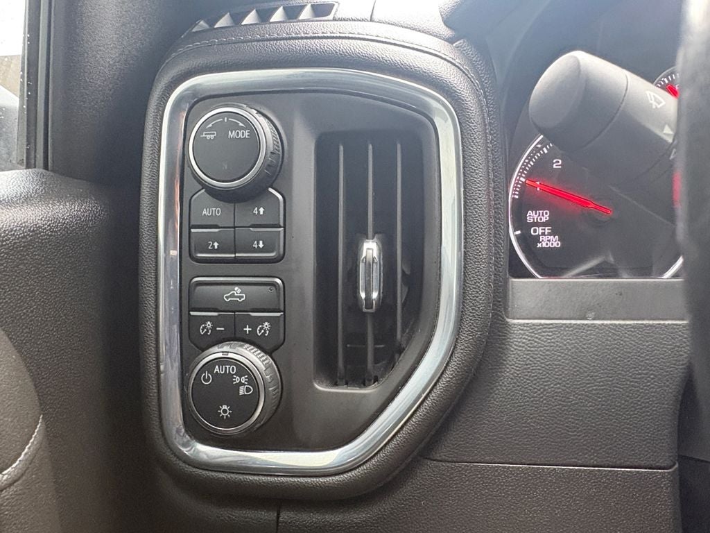 2021 Chevrolet Silverado 1500 4WD Crew Cab Short Bed LT