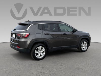 2022 Jeep Compass Latitude FWD