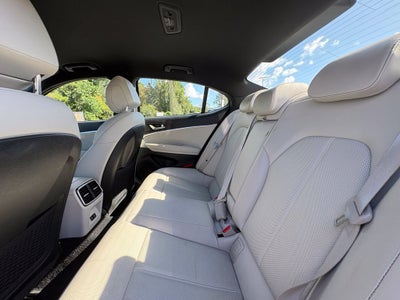 2024 Genesis G70 2.5T RWD