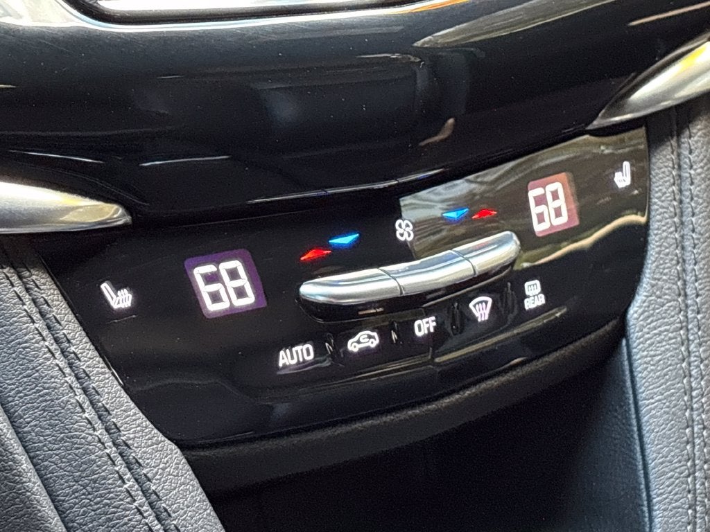 2021 Cadillac XT6 Premium Luxury