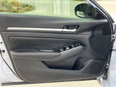 2024 Nissan Altima 2.0 SR