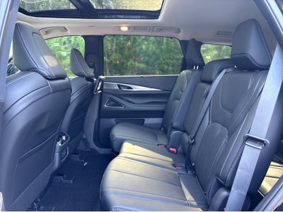 2025 INFINITI QX60 LUXE