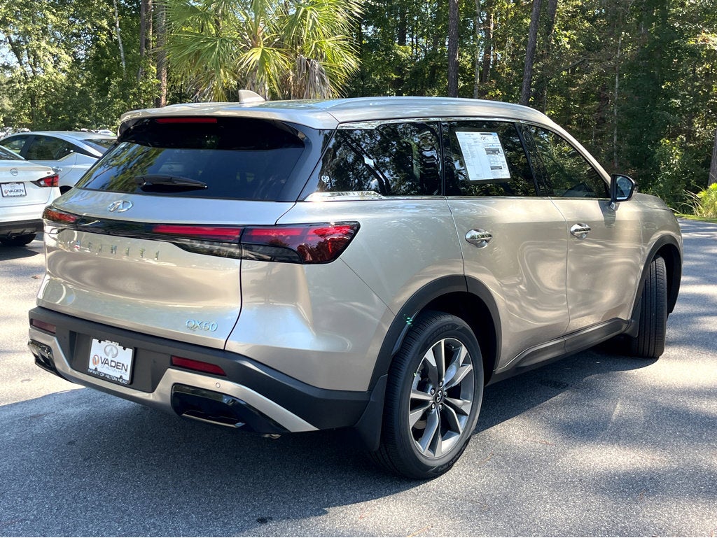 2025 INFINITI QX60 LUXE