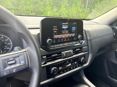 2024 Nissan Pathfinder S