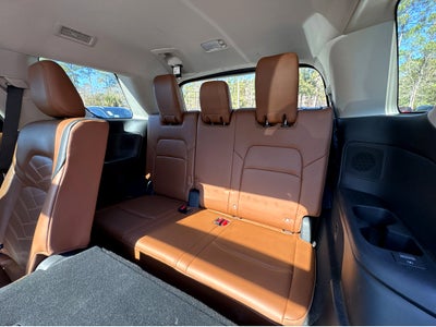 2023 Nissan Pathfinder Platinum