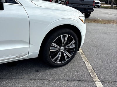 2023 Volvo XC60 Ultimate Bright Theme