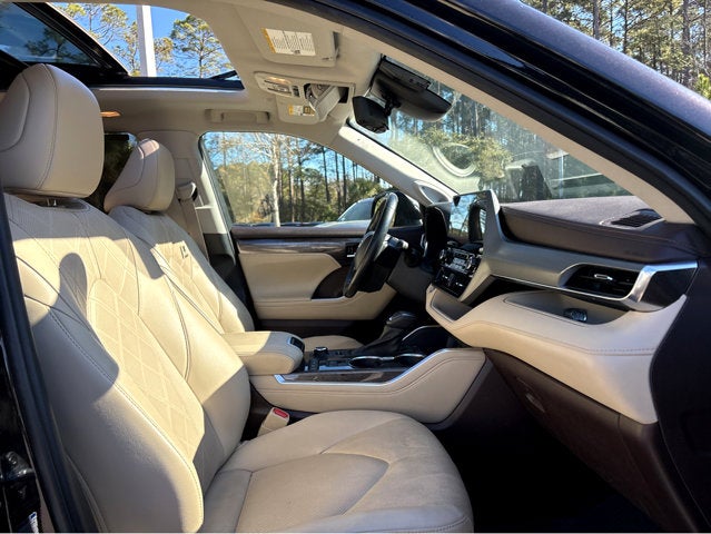 2021 Toyota Highlander Platinum