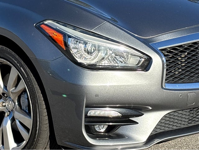 2015 INFINITI Q70 3.7
