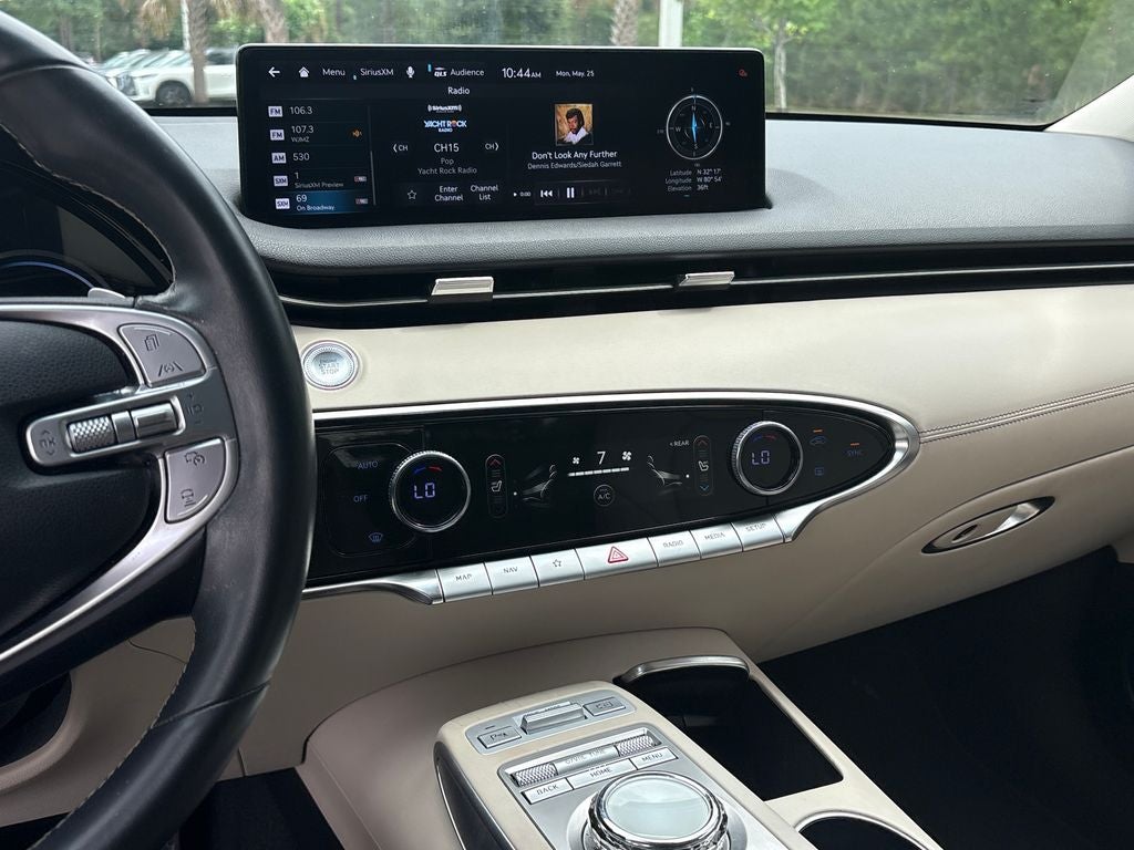 2022 Genesis GV70 2.5T