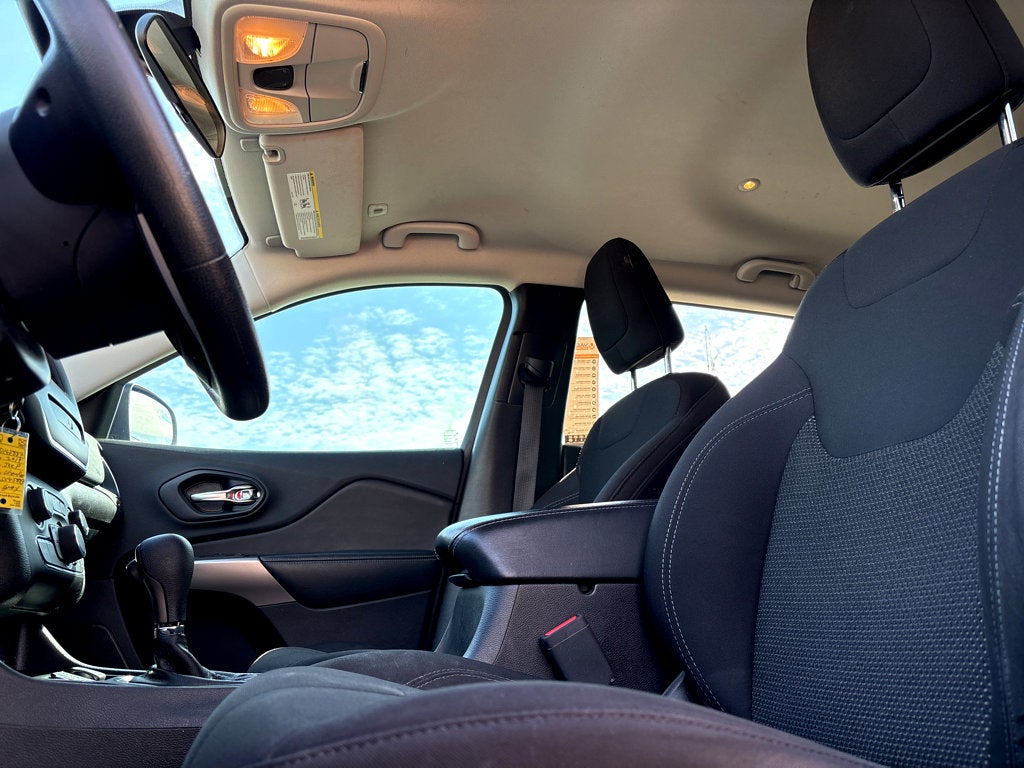 2019 Jeep Cherokee Latitude