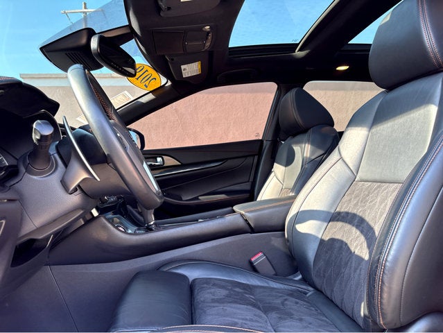 2019 Nissan Maxima SR