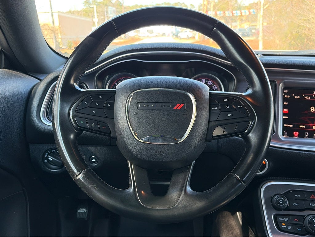 2017 Dodge Challenger SXT