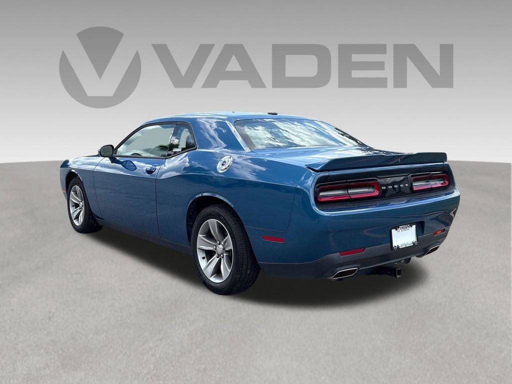 2021 Dodge Challenger SXT