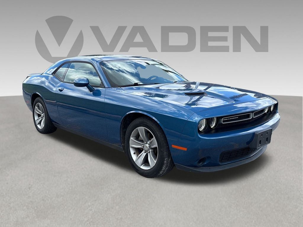 2021 Dodge Challenger SXT