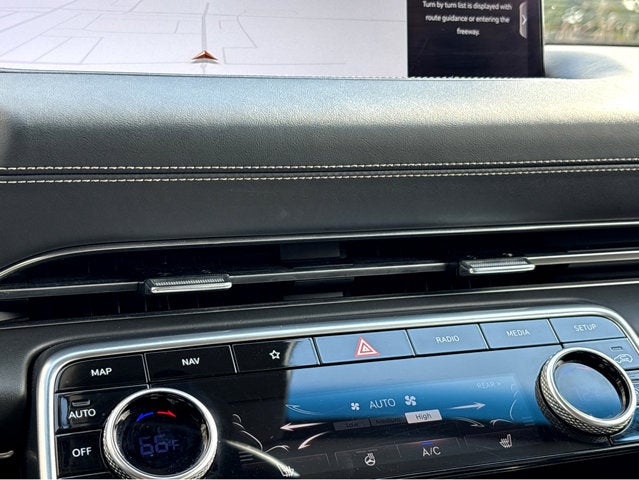 2024 Genesis GV80 2.5T