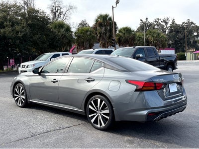 2022 Nissan Altima 2.5 SR