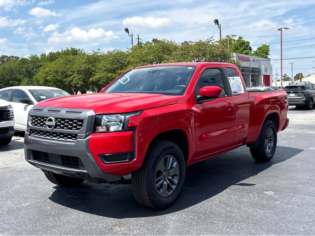 2025 Nissan Frontier SV