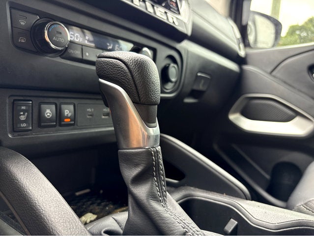 2025 Nissan Frontier SL