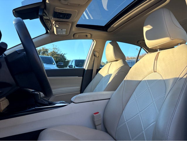 2019 Toyota Camry XLE