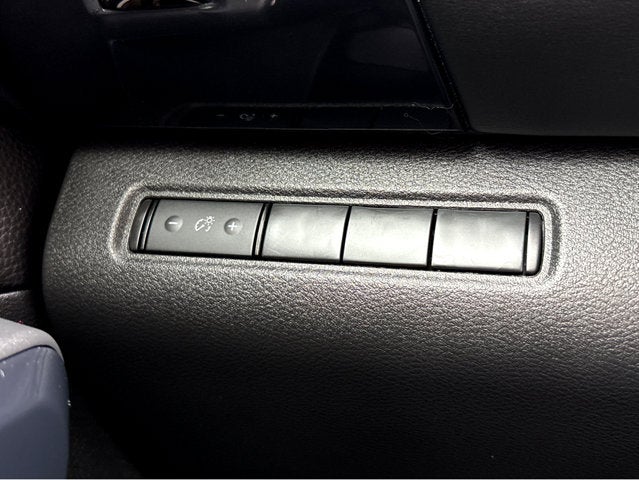 2025 Nissan Pathfinder S