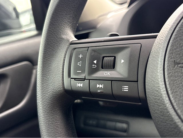 2025 Nissan Pathfinder S