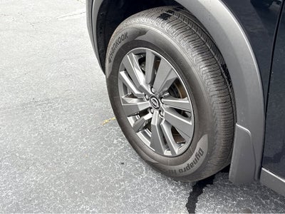 2025 Nissan Pathfinder S