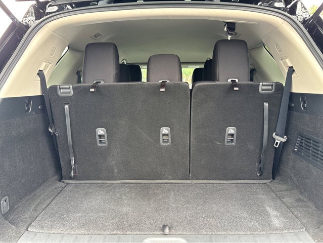 2025 Nissan Pathfinder S