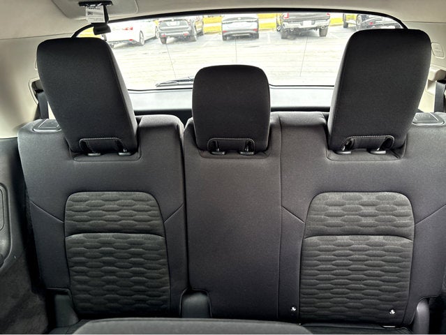 2025 Nissan Pathfinder S