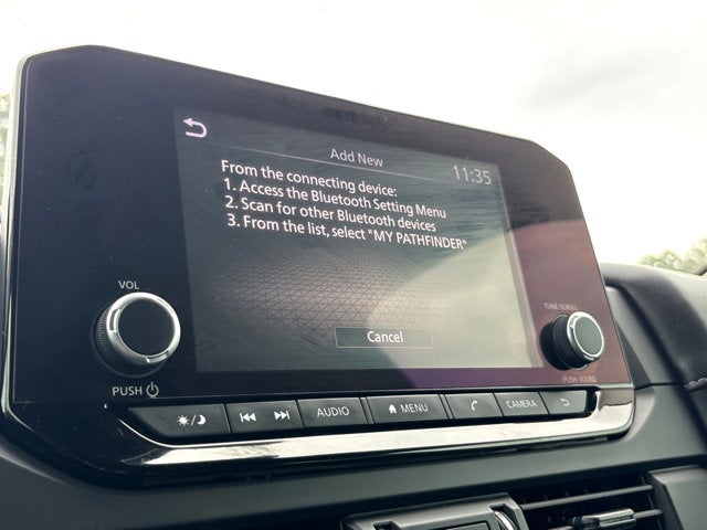 2025 Nissan Pathfinder S