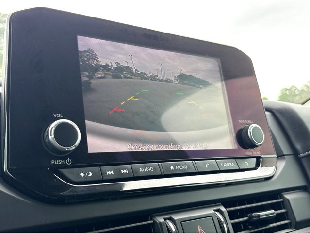 2025 Nissan Pathfinder S