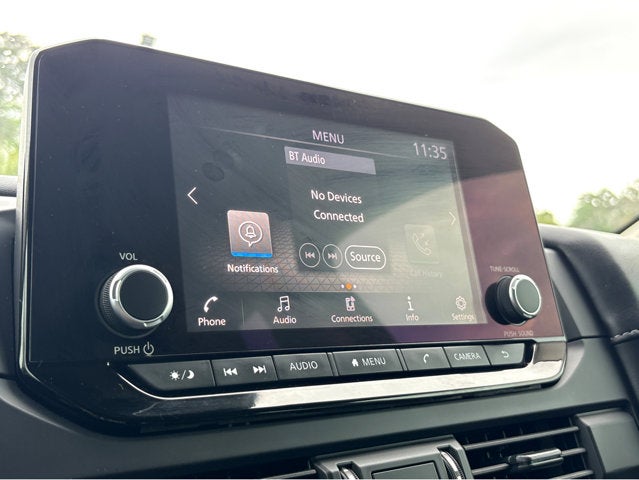 2025 Nissan Pathfinder S