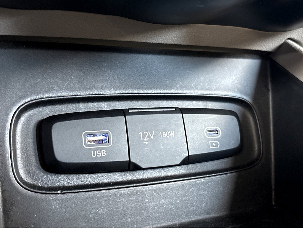 2023 Hyundai Venue SEL