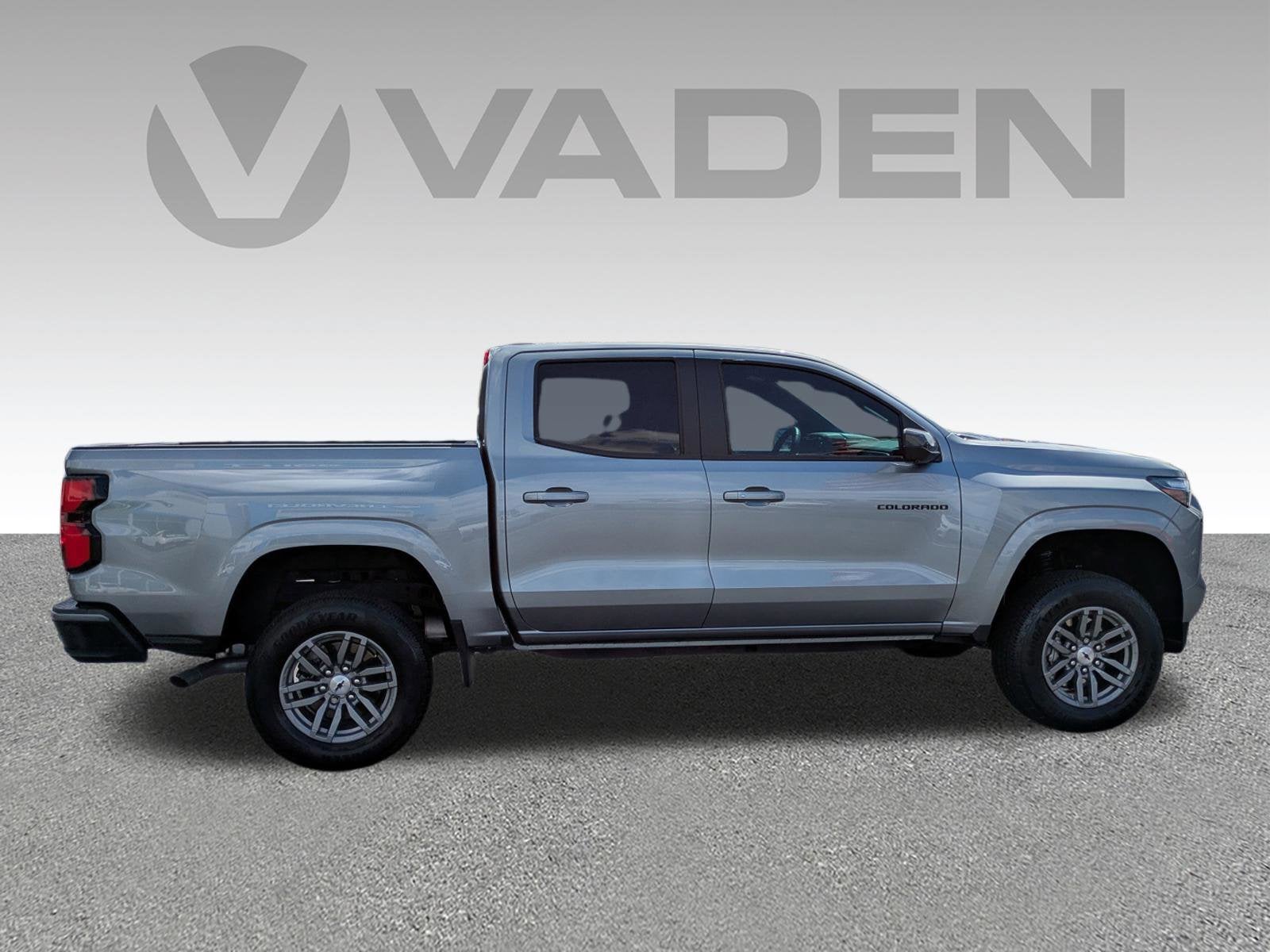 2024 Chevrolet Colorado 2WD LT