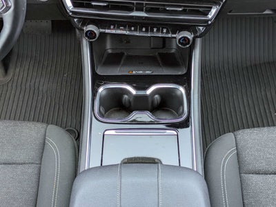 2024 Chevrolet Traverse FWD LT