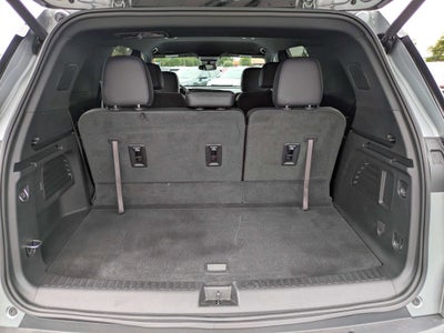 2025 Chevrolet Traverse FWD LT