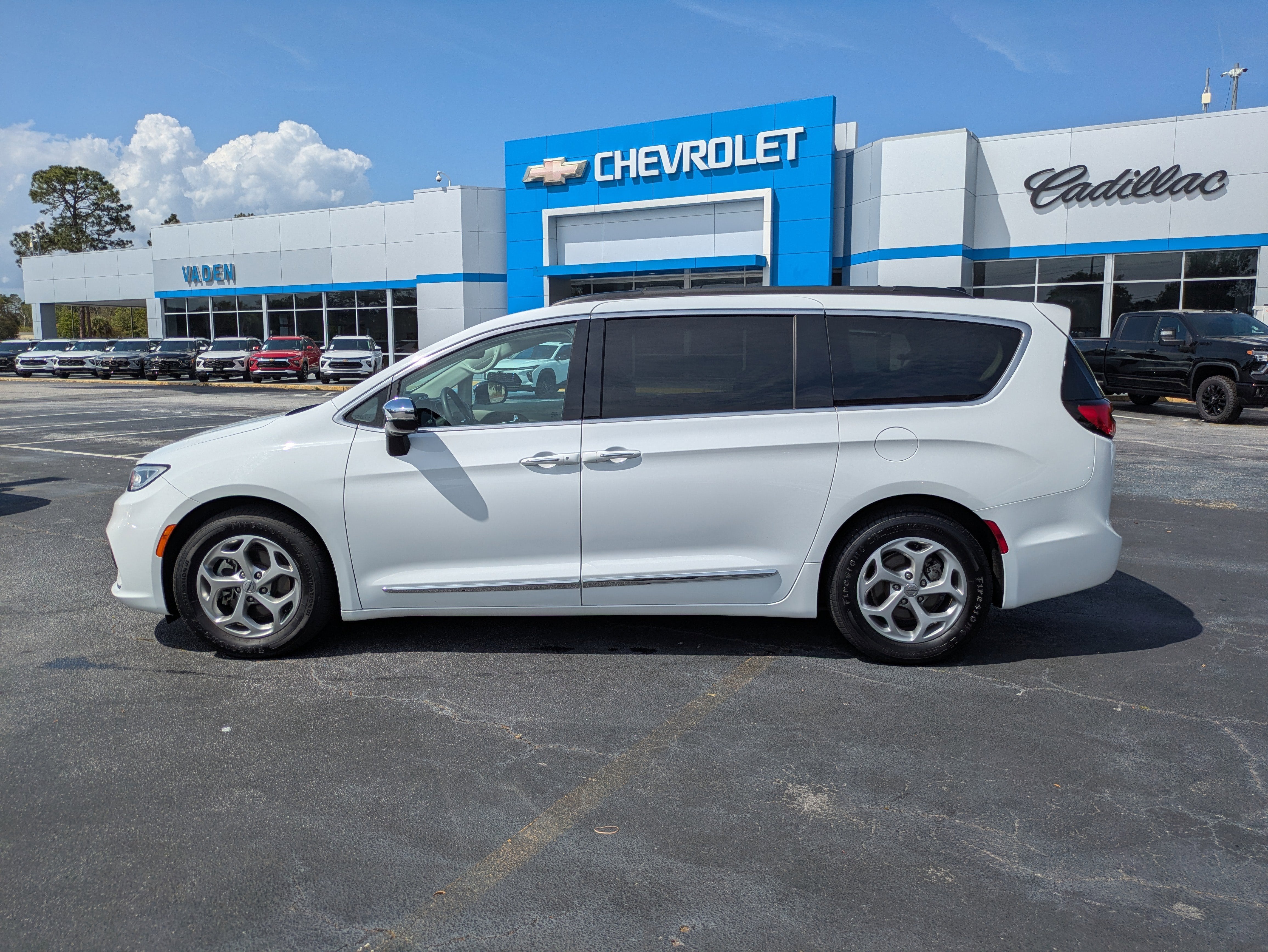 2023 Chrysler Pacifica Limited