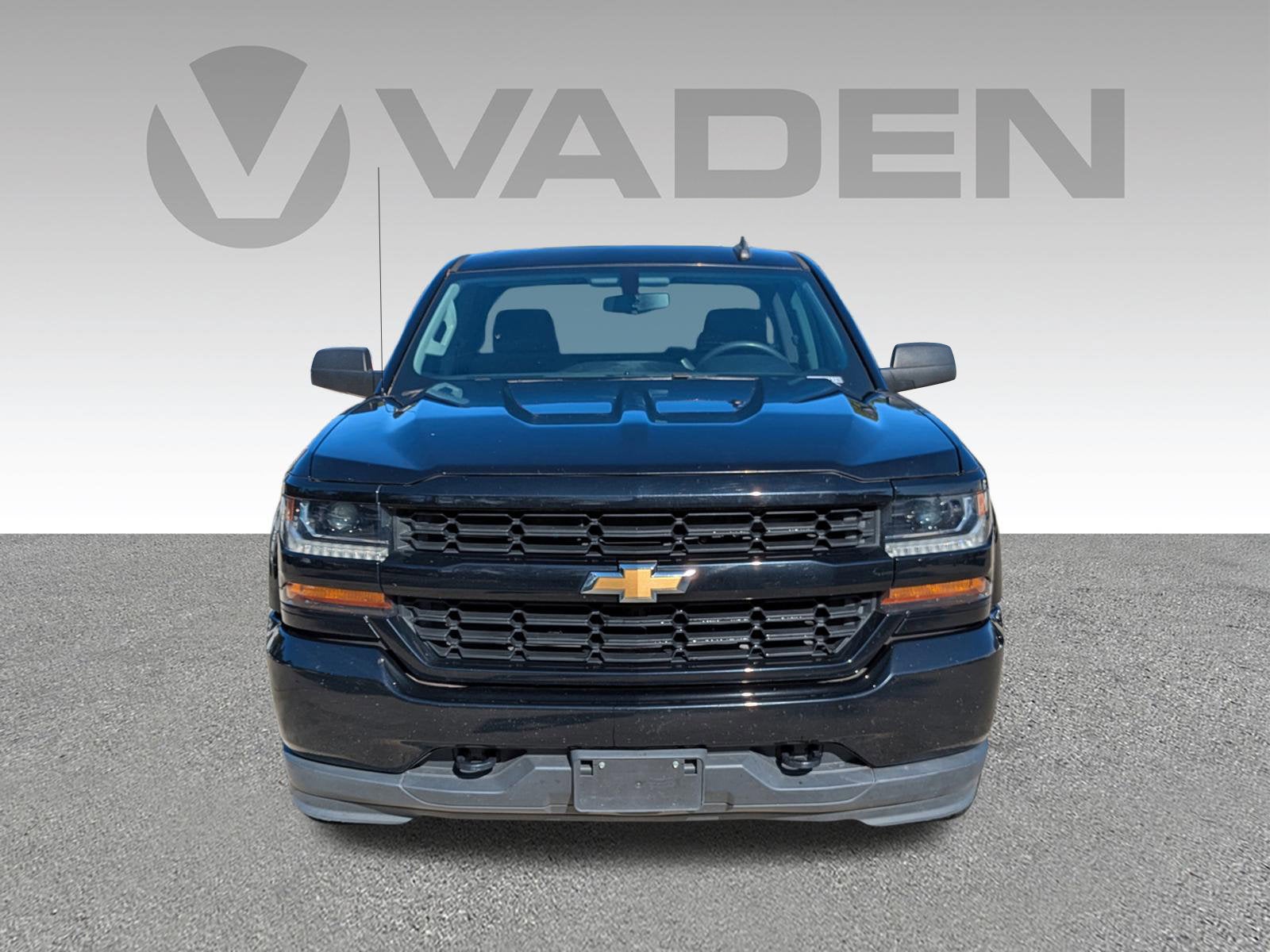 2019 Chevrolet Silverado 1500 LD Custom