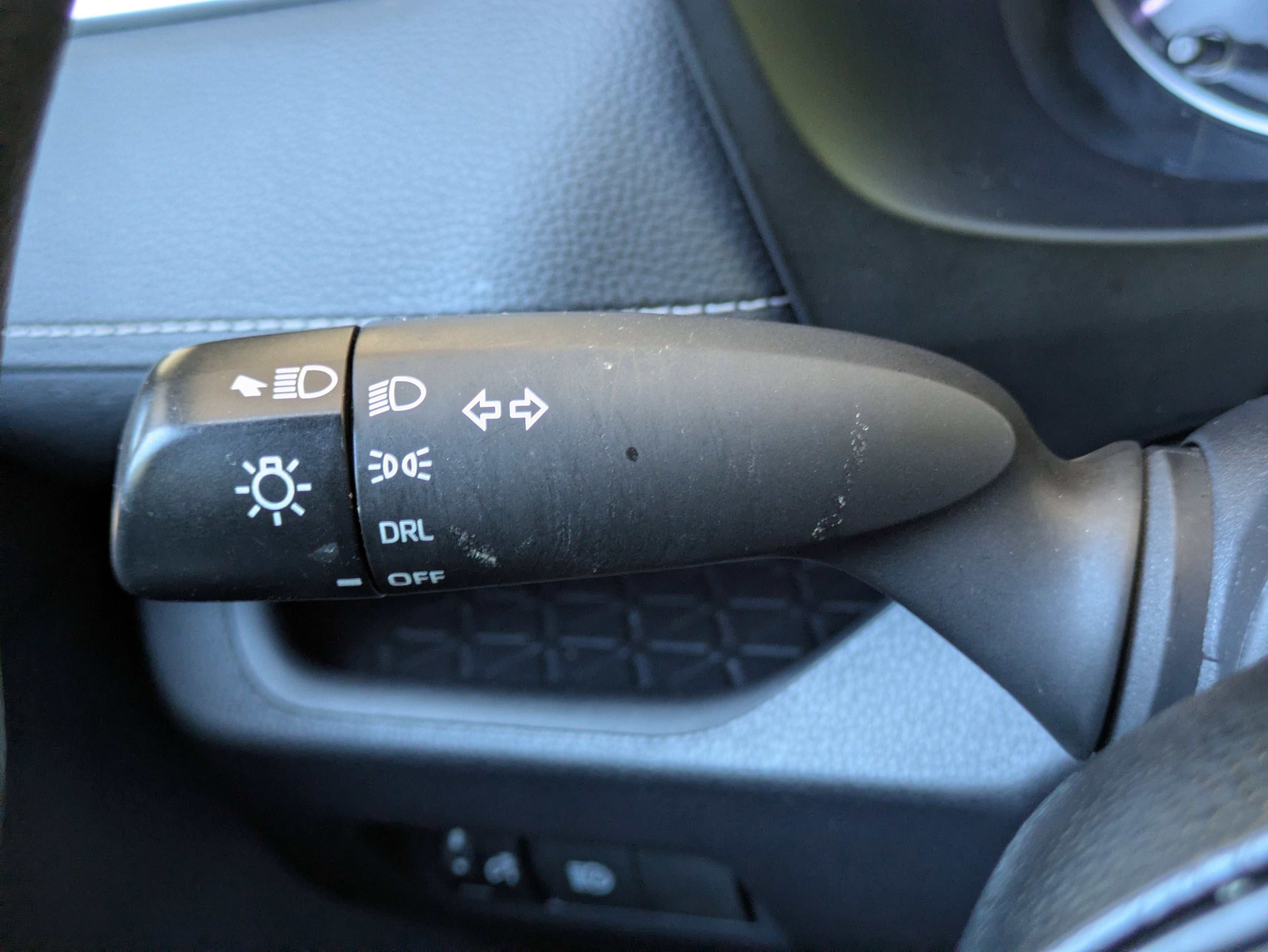 2019 Toyota RAV4 Hybrid LE