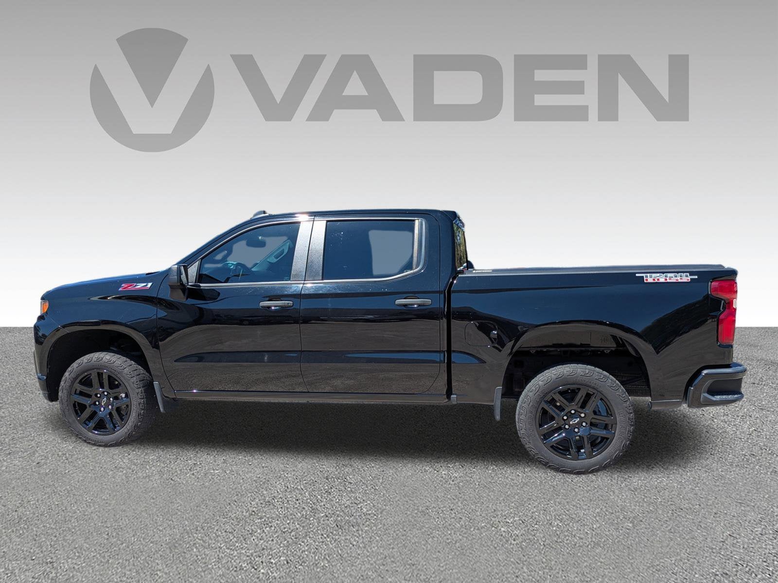 2022 Chevrolet Silverado 1500 LTD Custom Trail Boss