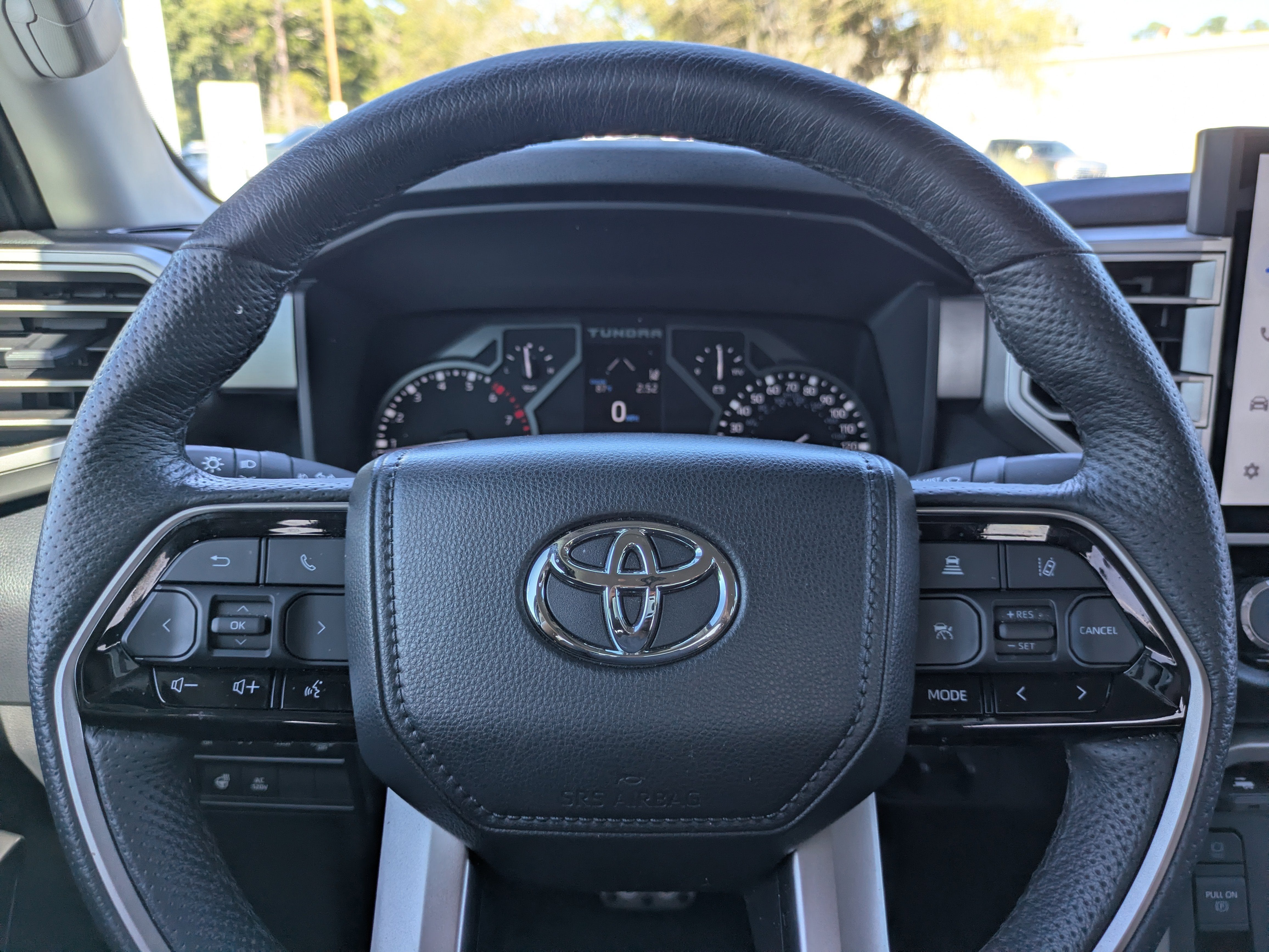 2023 Toyota Tundra 4WD SR5