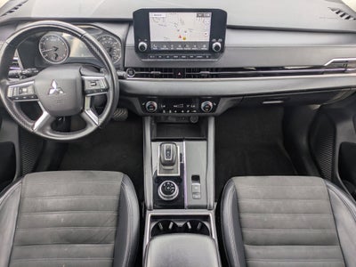2024 Mitsubishi Outlander SE Black Edition