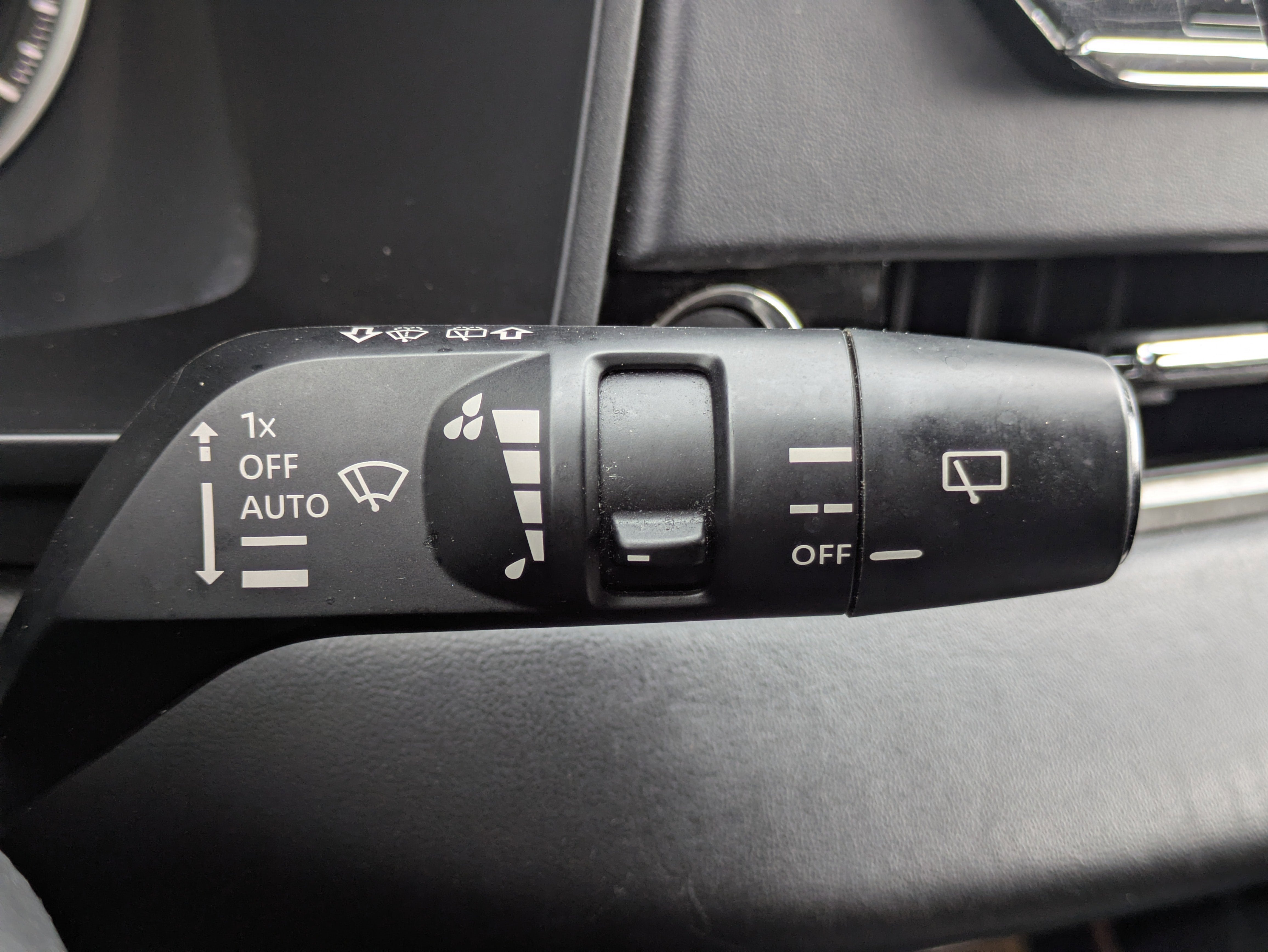 2024 Mitsubishi Outlander SE Black Edition