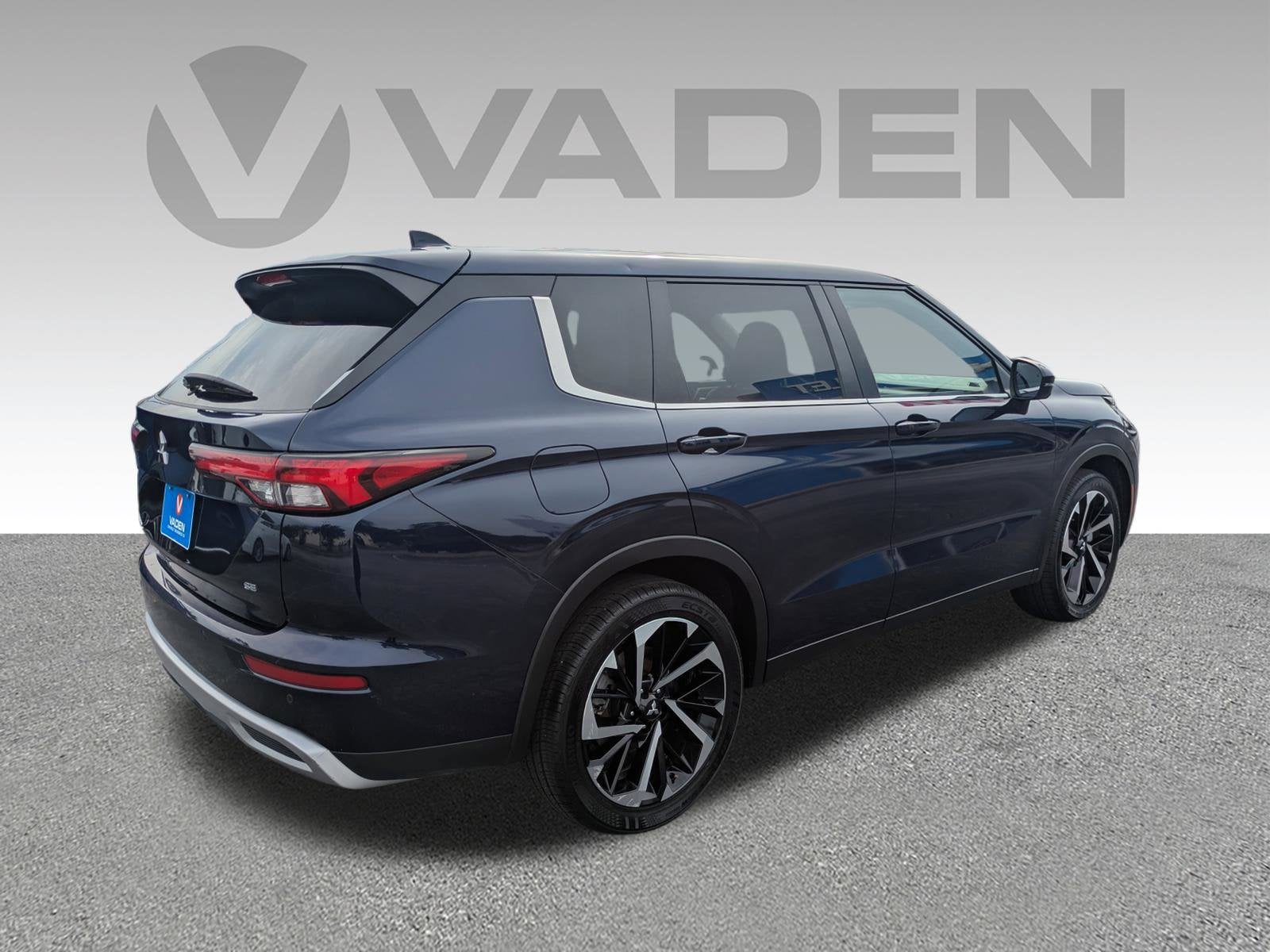 2024 Mitsubishi Outlander SE Black Edition