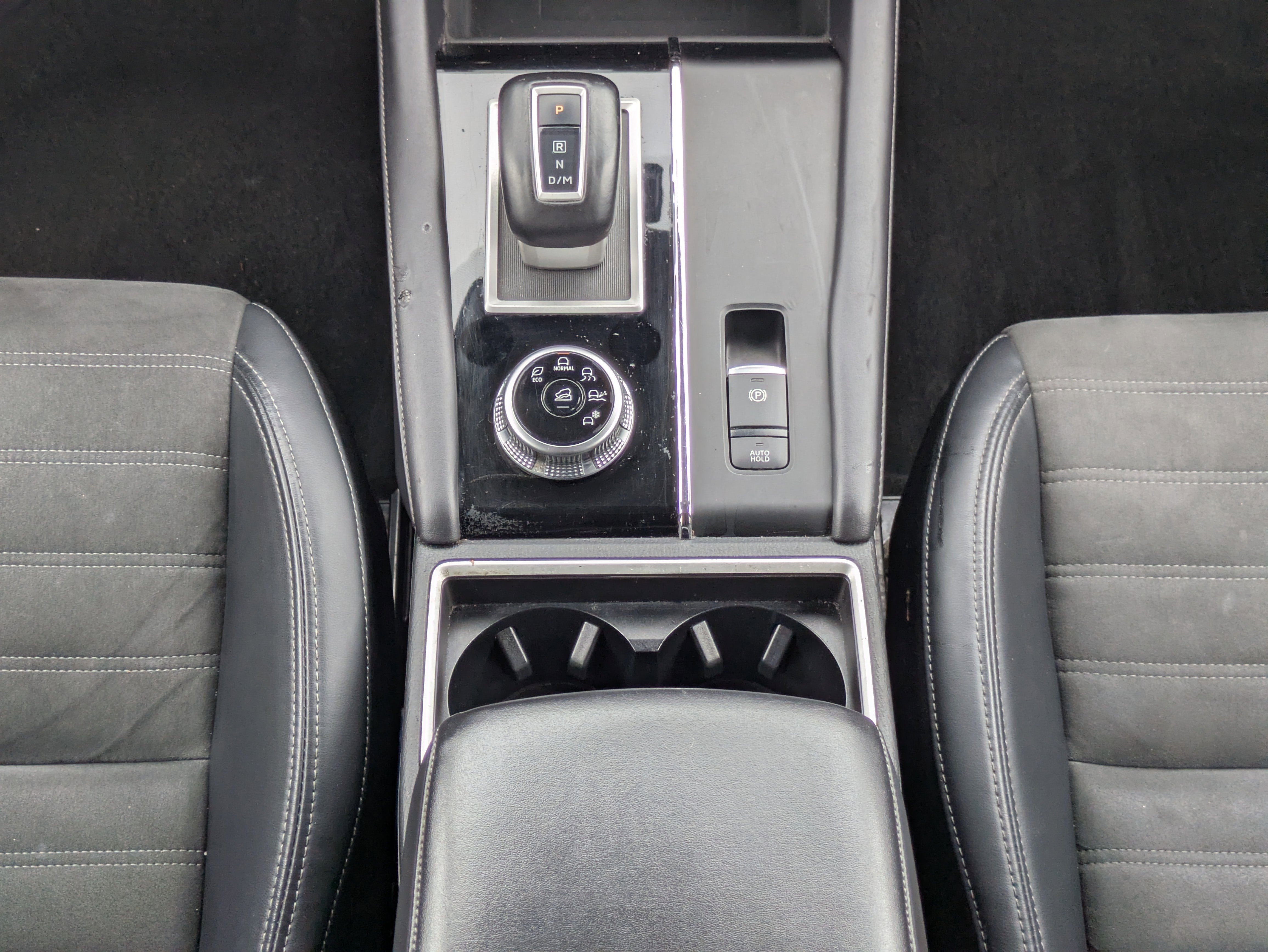 2024 Mitsubishi Outlander SE Black Edition